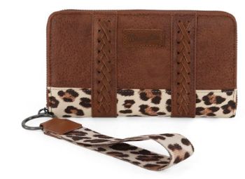 WG102-W006 BR /LP Wrangler Leopard Print Wallet -Leopard