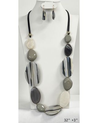 YNE4826 BW NECKLACE SET